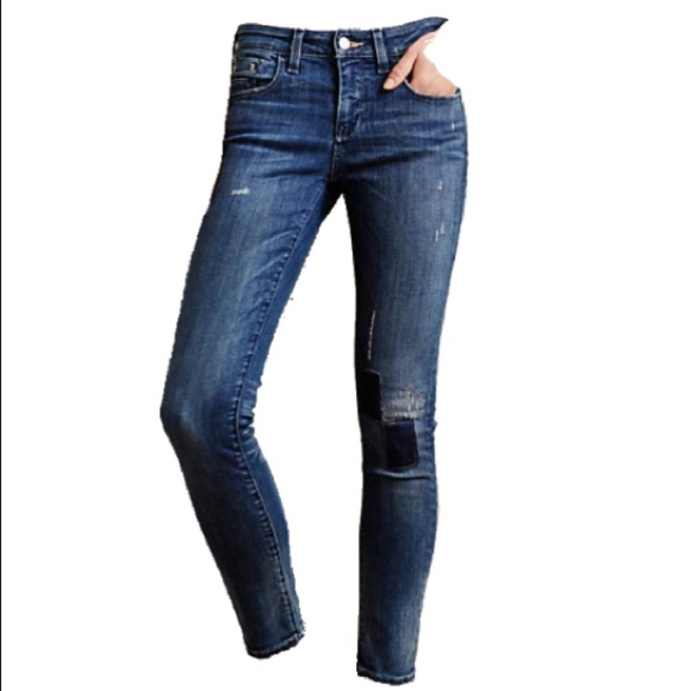Pilcro sz 30 distressed patch jeans